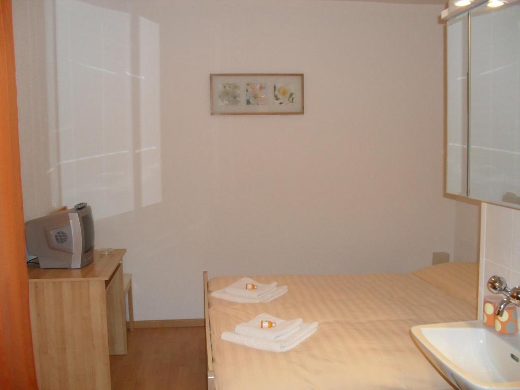 Hotel Edelweiss Flurlingen الغرفة الصورة